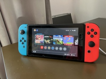 Nintendo Switch v2 konto z 6 grami, etui, karta SD