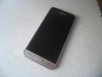 Samsung Galaxy J 320.