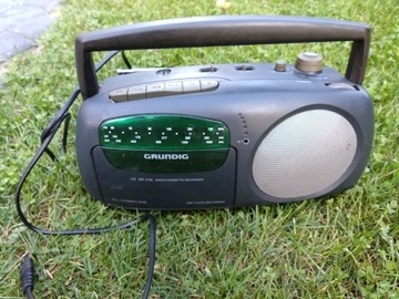 Radio GRUNDIG 88-108 Mhz