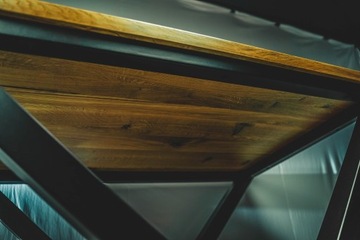 Stolik Dębowy stal, lite drewno, 120 x 80 LOFT