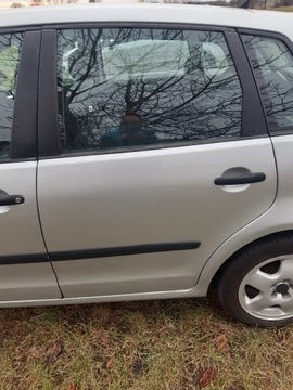 Drzwi lewe tył VW Polo IV 2006