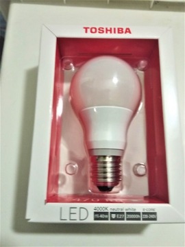 Żarówka LED TOSHIBA E27 kulista, mleczna