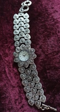 Zegarek biżuteryjny damski kwarcowy vintage