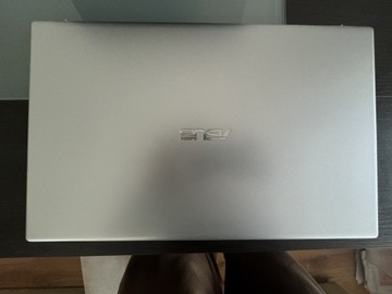 Asus F712J Uszkodzony