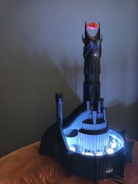 Dice Tower SAURON - Wieża do kostek 45cm, LED RGB
