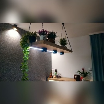 Lampa półka wisząca drewniana styl loftowy salon 