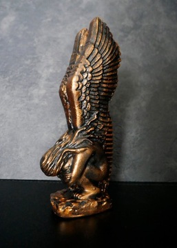 Rzeźba z gipsu, Skrzydlaty Anioł wys. 16,5 cm