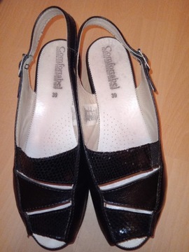 Comfortabel damskie sandały czarne r. 39