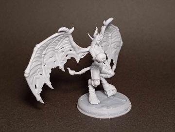 Figurka RPG DnD, D&D 28 mm Demon Huntress 