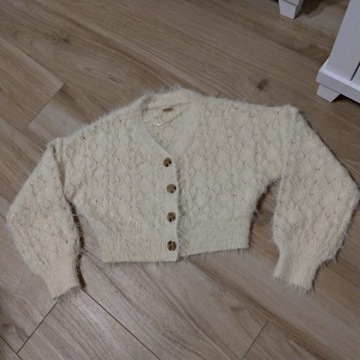 Sweter kremowy rozpinany kardigan Urban Outfitters