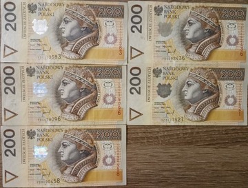 Banknoty 200 zł 5 szt seria zastępcza YB YC