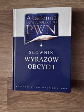 Słownik wyrazów obcych PWN