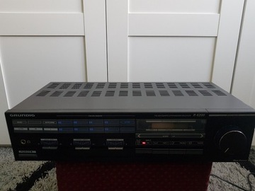 Grundig R4200