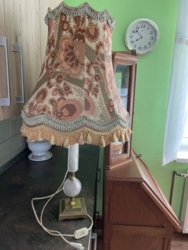 Lampa stojąca retro z abażurem