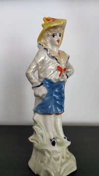 Figurka porcelanowa kobiety Ćmielów 