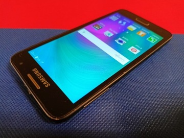 Samsung Galaxy A3 SM-A300FU 1 GB / 16 GB 