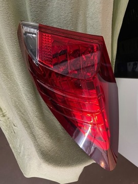 Lampa prawy tył Honda Civic 9 HB