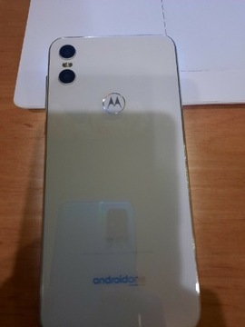 Motorola one 