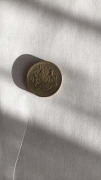 Moneta funt brytyjski z 1983 roku