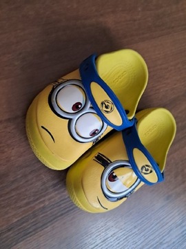 Crocs Minions klapki dziecięce 