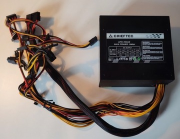 Zasilacz Chieftec 700W GPS-700A8 ATX 80+