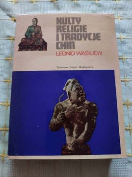 WASILIEW - KULTY RELIGIE I TRADYCJE CHIN