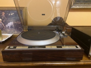 Piękny gramofon Denon DP-37F