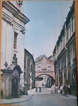 Kraków  ul. Pijarska w głębi tzw."Most Westchnień"