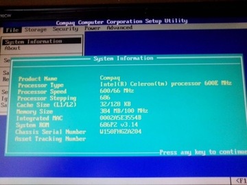 Kolekcjonerski komputer Compaq W150FHGZA204