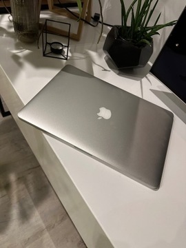 Sprzedam uszkodzony laptop MacBook Pro 15″ A1398
