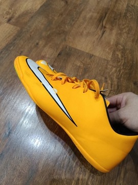 Buty piłkarskie Nike Mercurial Victory V Ic Halówk