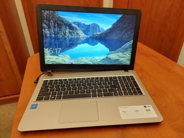 Laptop Asus F540M