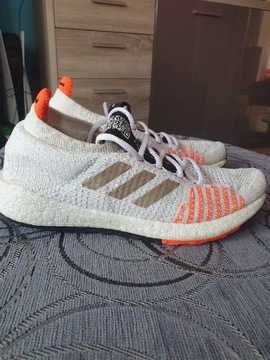 Adidas ultraboost uni