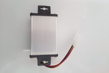 PRZETWORNICA step-down 36-85V na 12V 10A