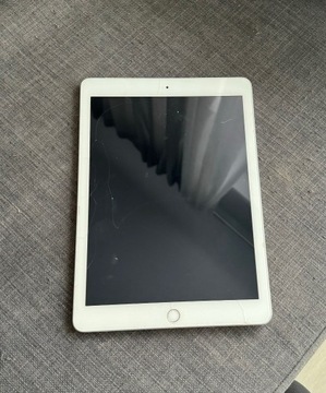 iPad 5 generacji WiFi + Cellular 128GB 