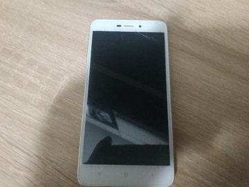 Telefon Xiaomi redmi 4a po zalaniu , uszkodzony 