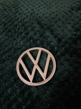 Znaczek emblemat VW Garbus Originalny 