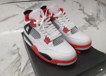 Nike Jordan Fire Red 
