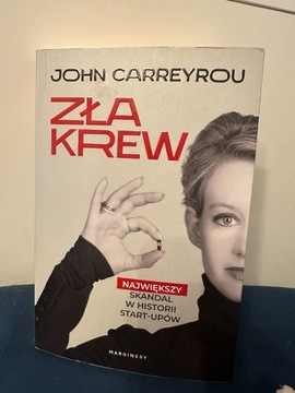 Zła krew John Carreyrou