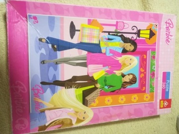 puzzle Barbie 260 elementów brak kilku puzzli