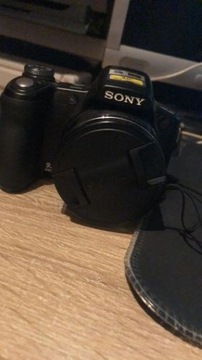 Aparat Sony kompaktowy z pokrowcem 
