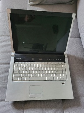 Laptop Dell XPS M1530 uszkodzony na części