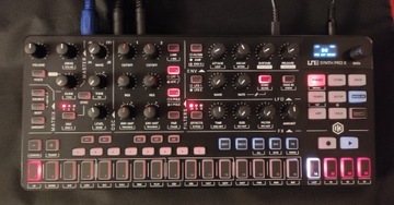 IK Multimedia UNO Synth Pro X 