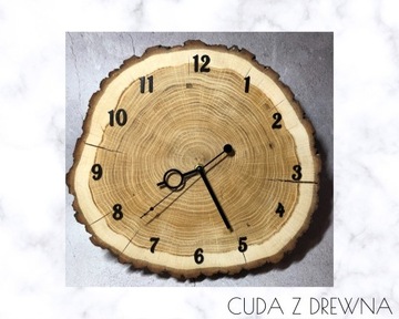 Personalizowane zegary z plastra drewna