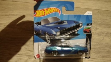 Hot Wheels Plymouth Barracuda 