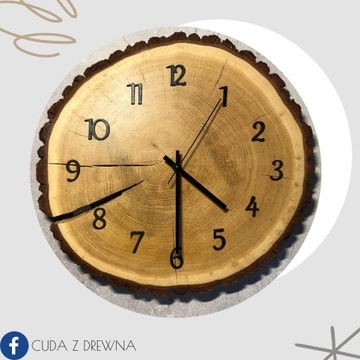 Świąteczny prezent -Zegar ścienny z drewna 30 cm 