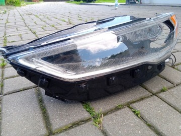 Lampa Ford Fusion Full Led lewa - uszkodzona