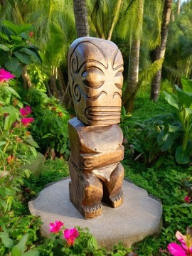 Oryginalna Rzeźba Tiki - Tropikalna Dekoracja Domu - „Płodność i Ochrona”