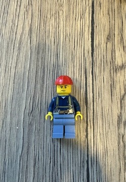 Lego Figurka budowlaniec cty0530 60072, 60076