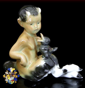 Goebel Faun z ptakiem figurka sygnowana 6,5 cm